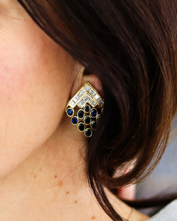 Large Diamond & Sapphire