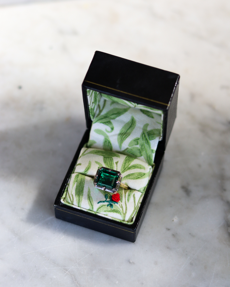 Lab Emerald East West Ring