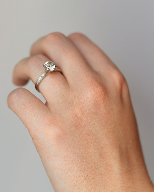 Brilliant Round Cut Diamond Solitaire